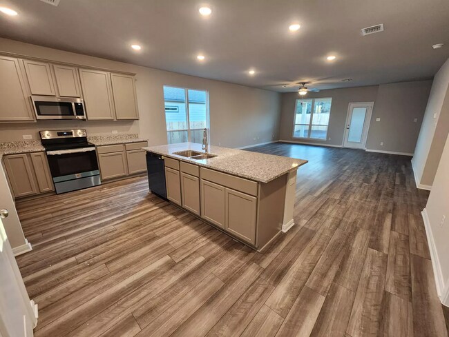 kitchen - 9811 Kensley Rose Dr
