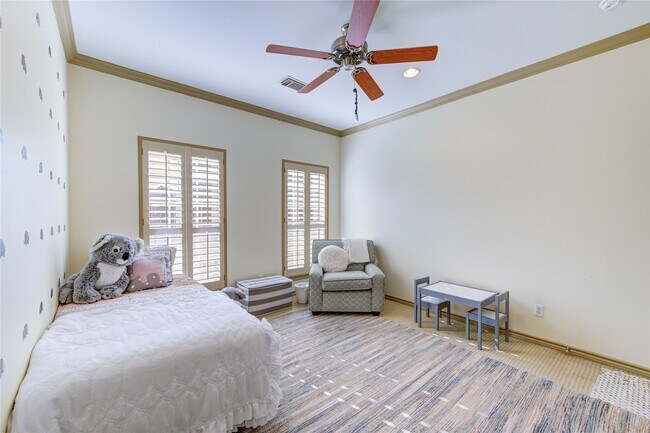 Building Photo - 6811 Staffordshire Blvd