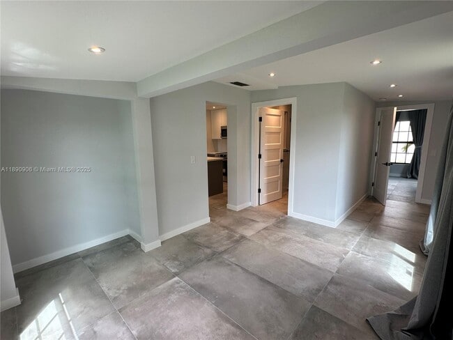 Building Photo - 1436 SW 76th Ct