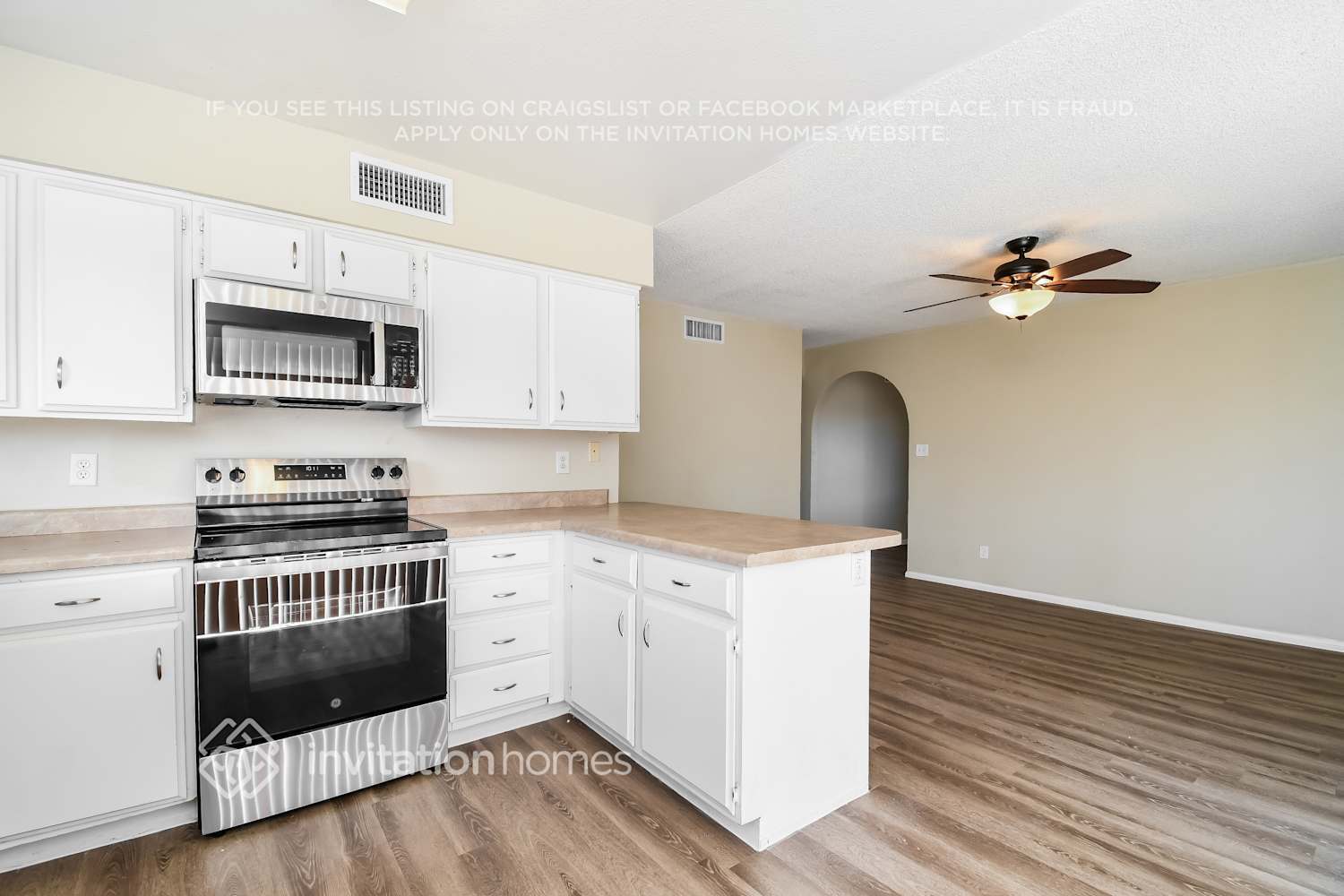 Building Photo - 4228 N 81st Dr