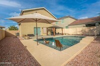 Building Photo - 5 bed - 3 bath in Litchfield with Pool!