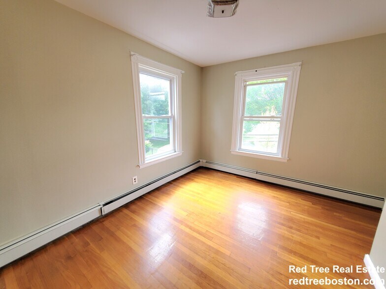 Building Photo - 7 High St Pl