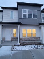 Building Photo - 3147 S 350 W