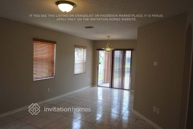Building Photo - 1330 NW 192nd Ln