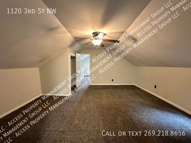 Building Photo - 1120 3rd St NW