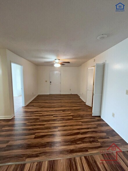 Building Photo - 173 Bybee Woods Dr