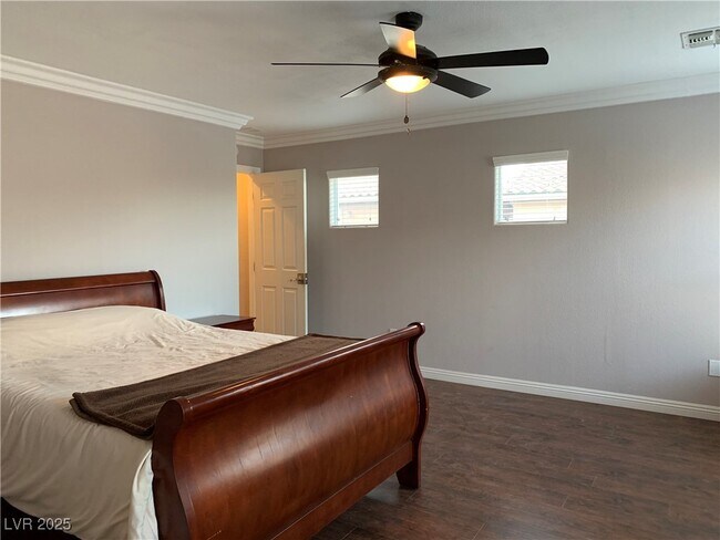 Building Photo - 9024 Semillon St
