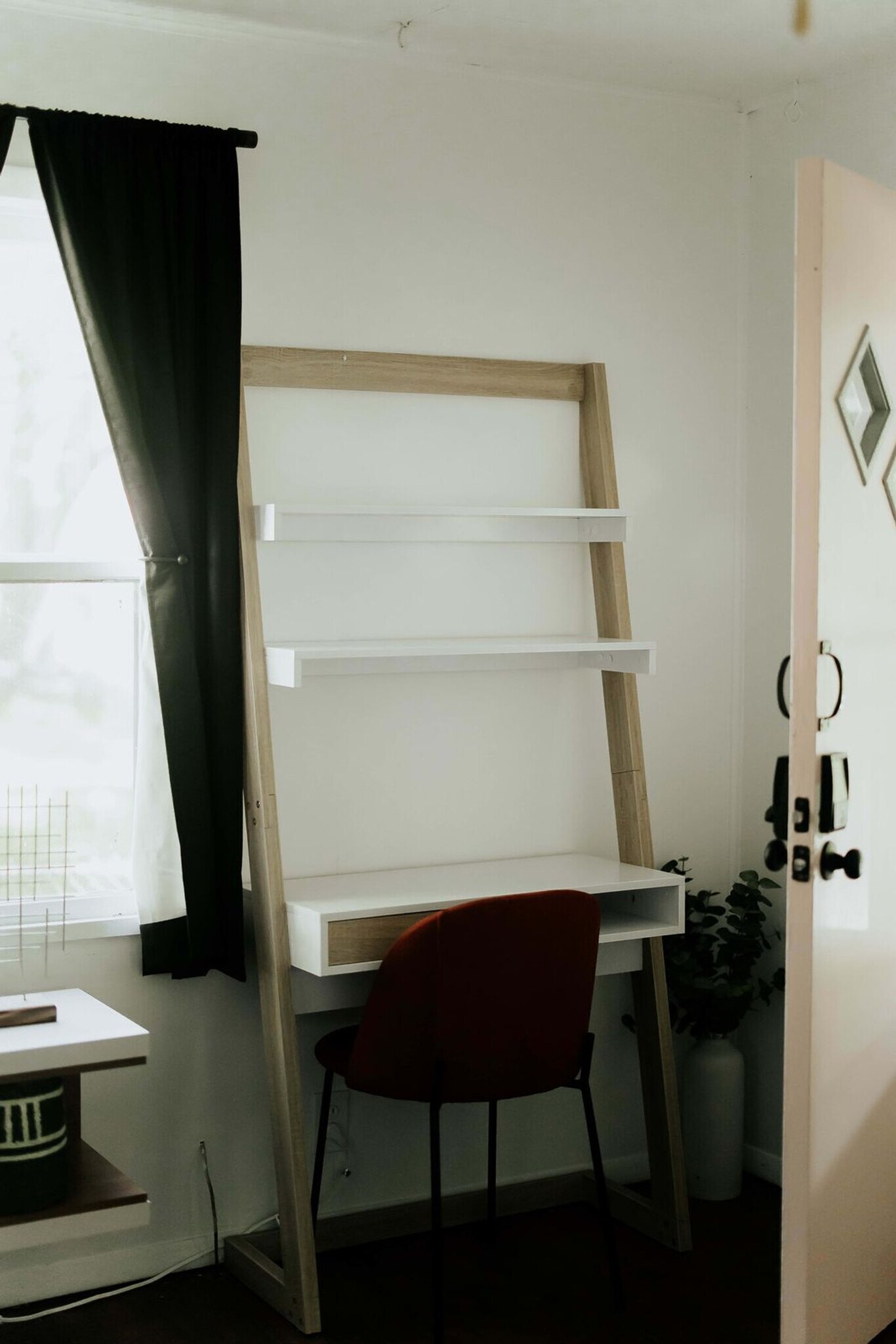 Building Photo - 2526 S Madison St