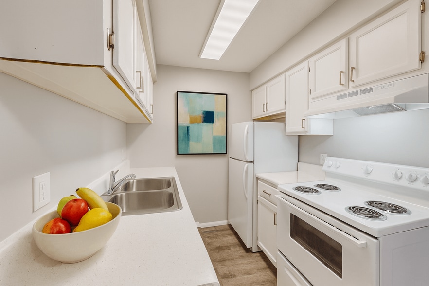 Building Photo - Copper Cove Apartments