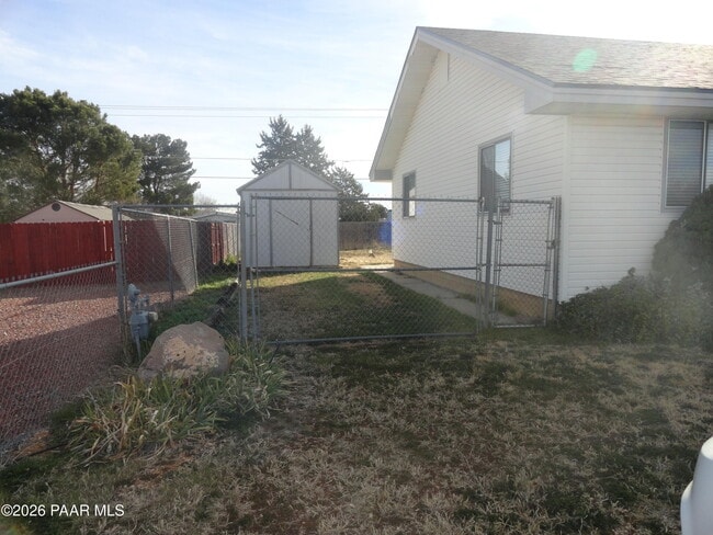 Building Photo - 4201 N Tonto Way