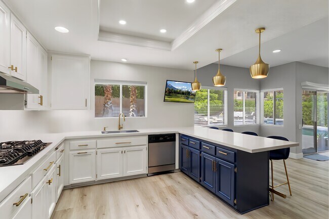Kitchen - 40605 Ventana Ct