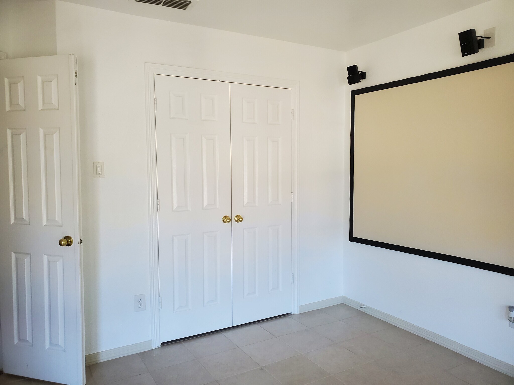 Building Photo - 6812 Coldwater Canyon Rd