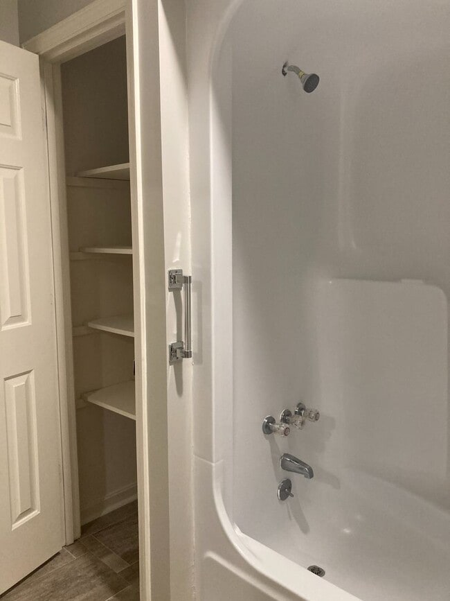 Building Photo - Cozy 3/2 House in East Rome- $1,795