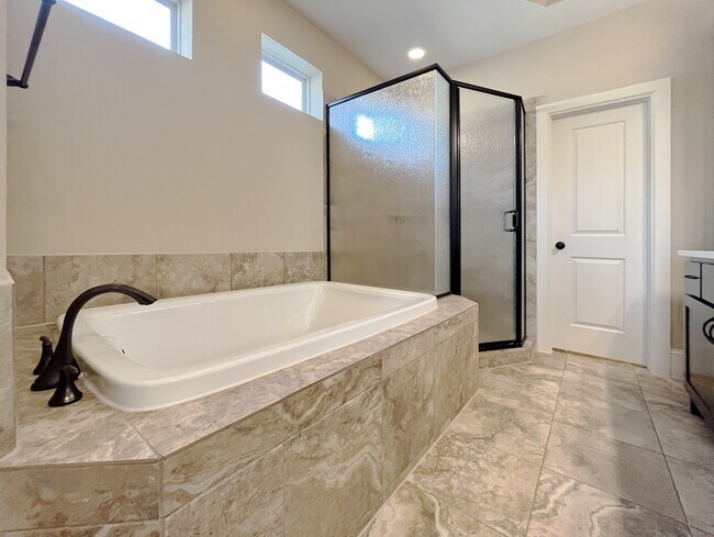 Building Photo - 5207 Gibson St