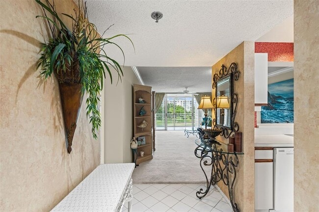 Building Photo - 4550 Pinebrook Cir
