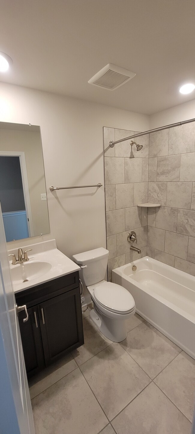 Building Photo - 35169 Wright Way