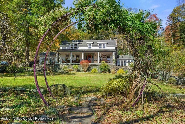 Building Photo - 114 Chase Rd