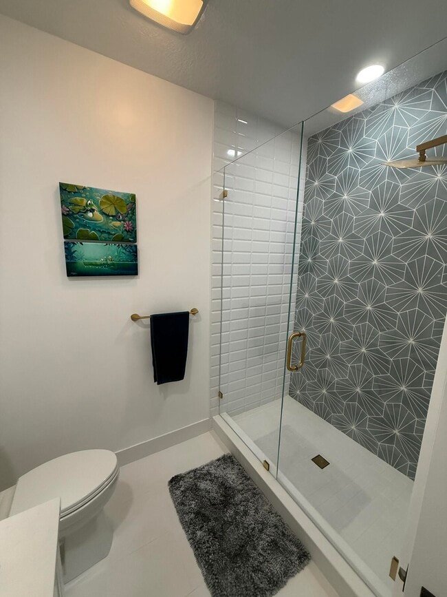 Building Photo - 500 Capistrano Dr