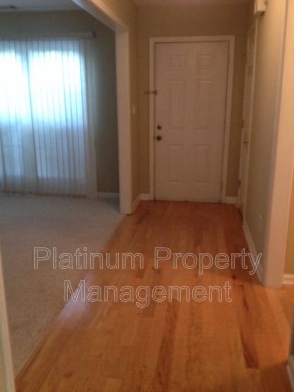 Building Photo - 1020 Twin Brook Ct NW