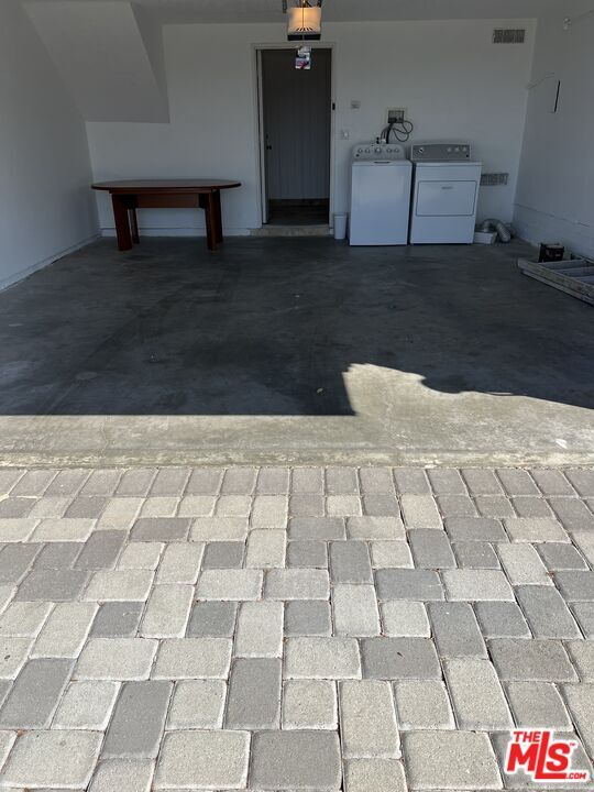 Building Photo - 29239 Heathercliff Rd