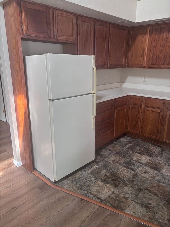 Building Photo - West Norman Duplex
