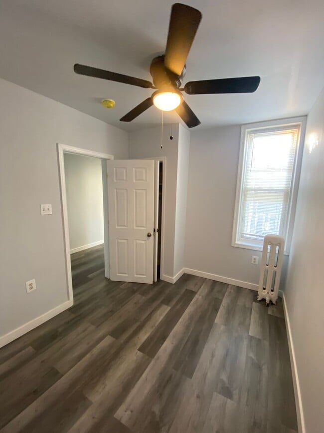 Building Photo - Section 8 Welcome! Newly renovated three bedroom, one bath
