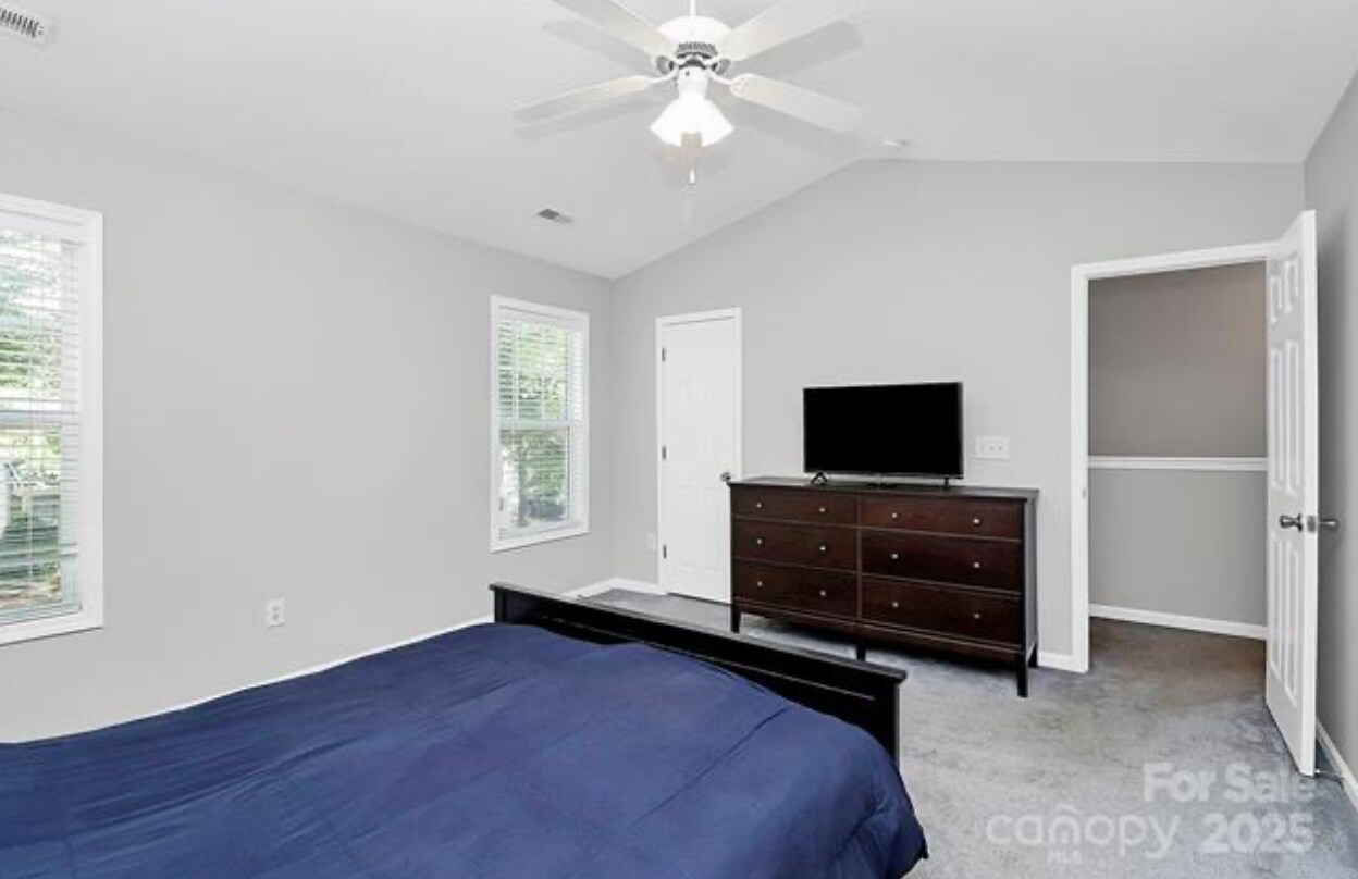 Building Photo - 5943 Pisgah Way