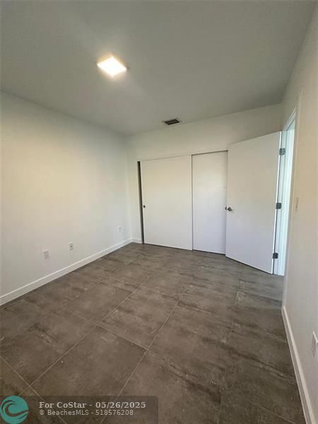 Building Photo - 165 NW 39th St