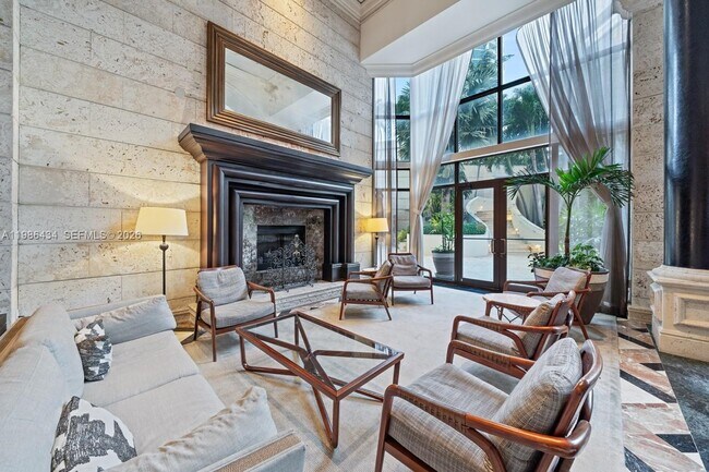 Building Photo - 3400 SW 27th Ave