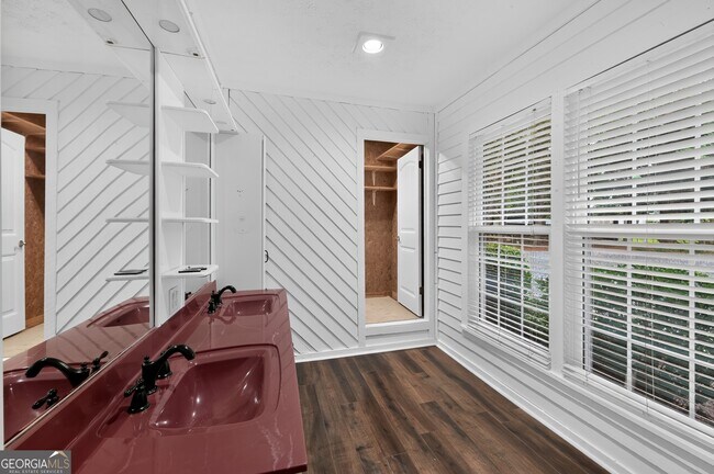 Building Photo - 1455 Courtney Ln