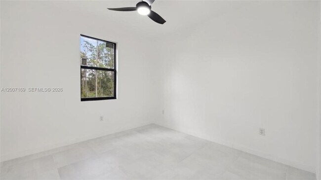 Building Photo - 1006 Hamilton Ave