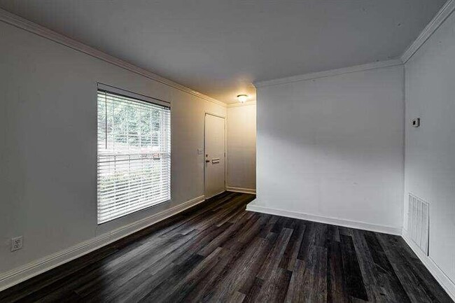 Building Photo - 3545 Chamblee Tucker Rd
