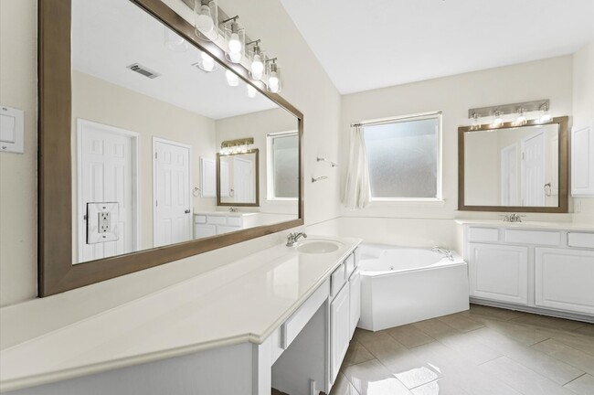 Building Photo - 21231 Rush Hollow Ct