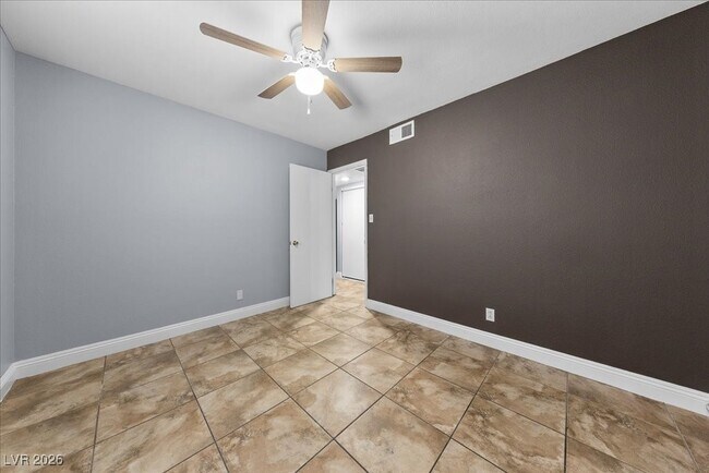 Building Photo - 6440 Bugbee Ave