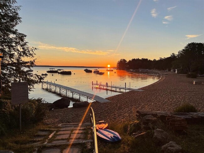 Building Photo - 46 Wards Cove Rd