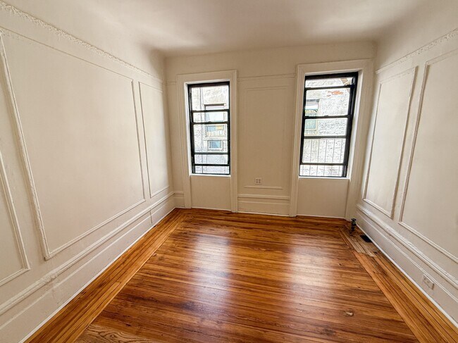 Interior Photo - 502-504 Amsterdam Avenue