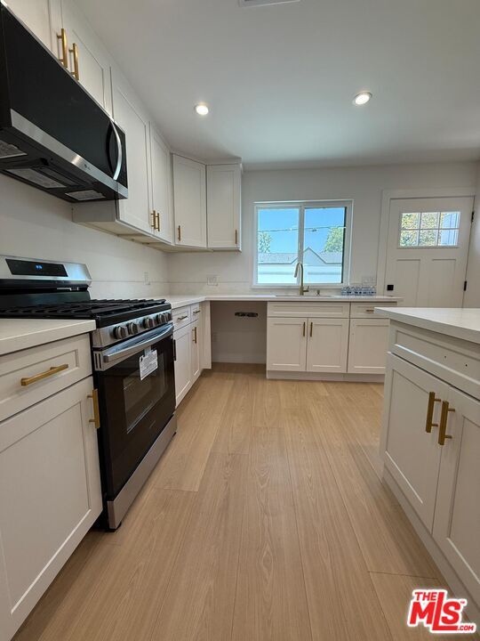 Building Photo - 5759 Lemp Ave
