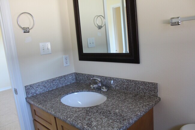 Hall Bath/Mstr Bd rm same - 741 N Nicholson Ave