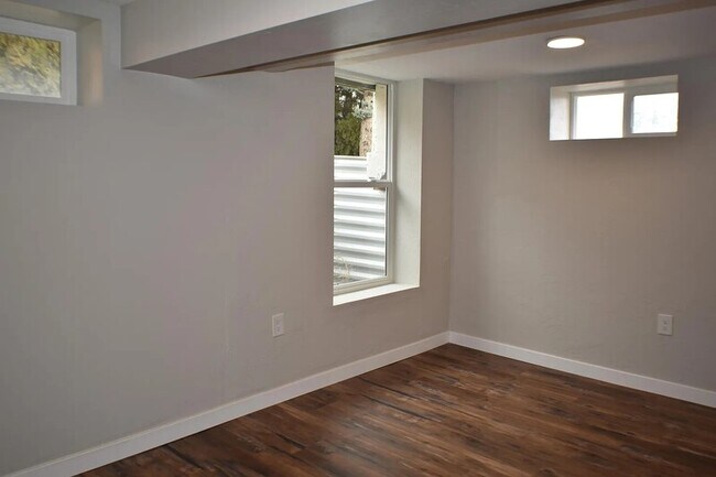 Building Photo - 1641 19th St
