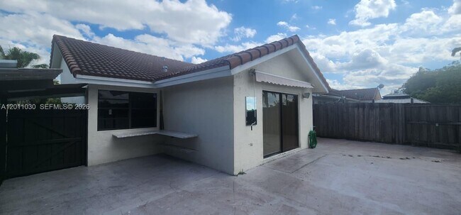 Building Photo - 14313 SW 45th Terrace