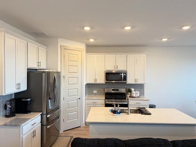 Building Photo - 2036 Centerline Ln