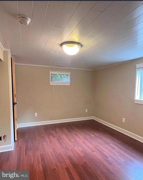 Building Photo - 10512 Norman Ave