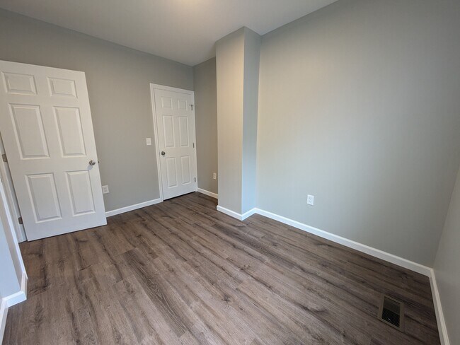 Bedroom 2 - 206 N Mathilda St