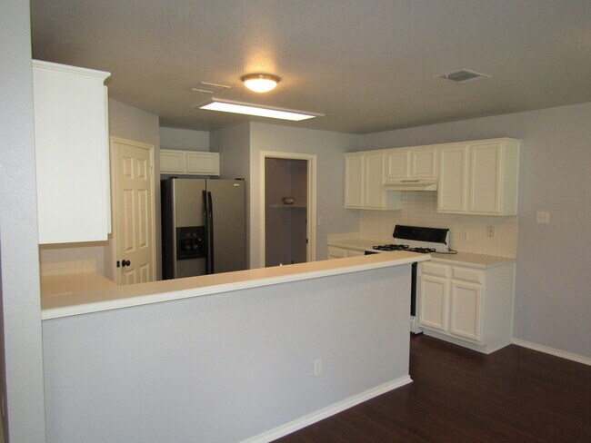 Building Photo - 14704 Noya Dr