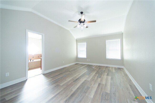 Building Photo - 2410 Big Divide Rd