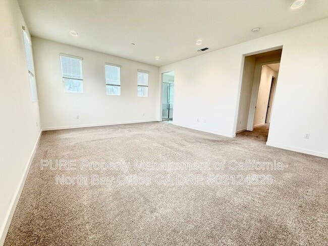 Building Photo - 1823 Pico St