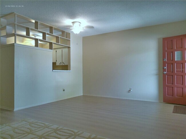Building Photo - 2331 Finlandia Ln