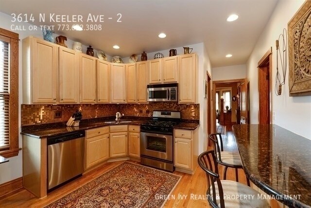 Building Photo - 3614 N Keeler Ave
