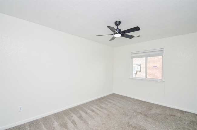 Building Photo - 4835 Richmond Knoll Ln