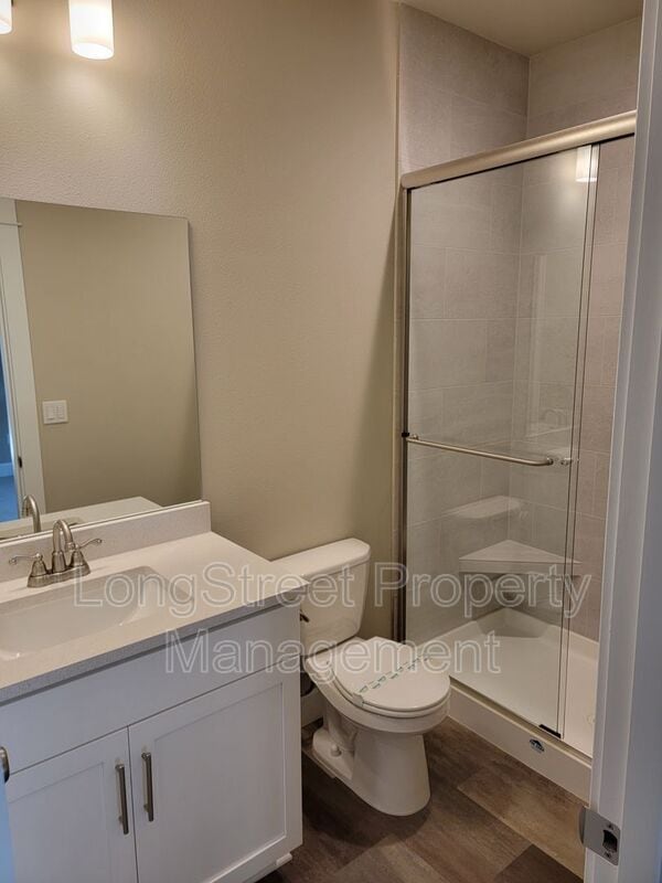 Building Photo - 5221 SW Hudson Ave